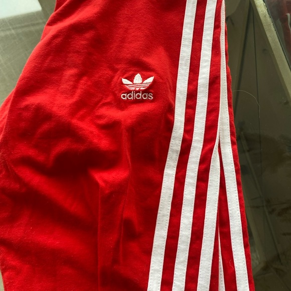 Red adidas legging - Picture 2 of 3